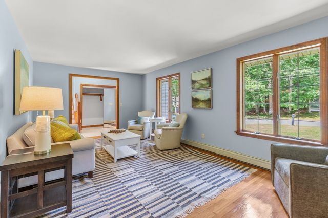 21 Club House Drive, Bourne, MA 02559