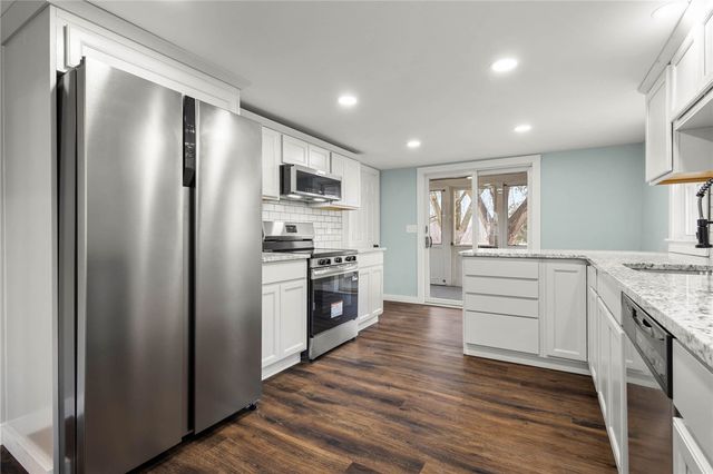 49 South Street, Leroy, NY 14482