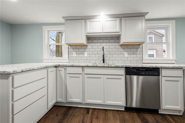 49 South Street, Leroy, NY 14482