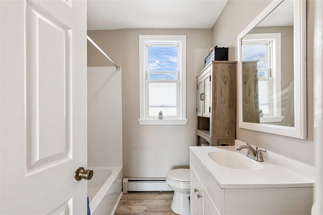 435 Broadway, East Providence, RI 02914