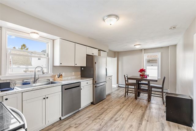 435 Broadway, East Providence, RI 02914