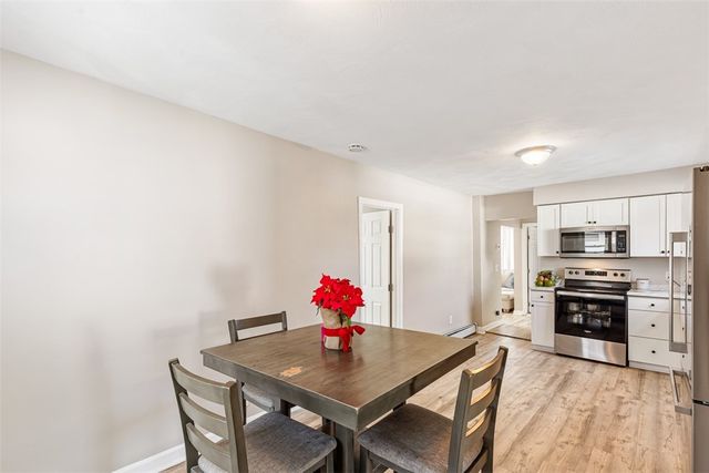 435 Broadway, East Providence, RI 02914