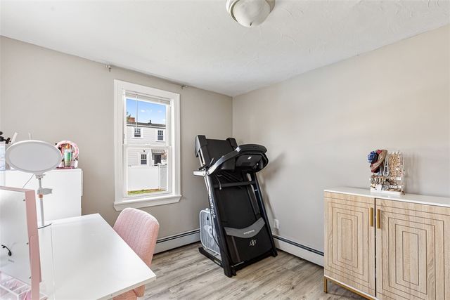 435 Broadway, East Providence, RI 02914