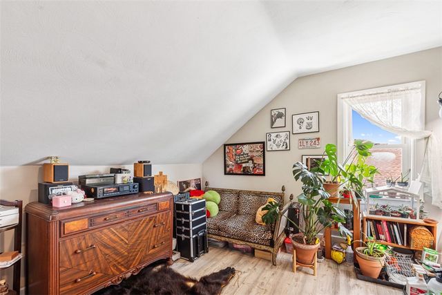 435 Broadway, East Providence, RI 02914