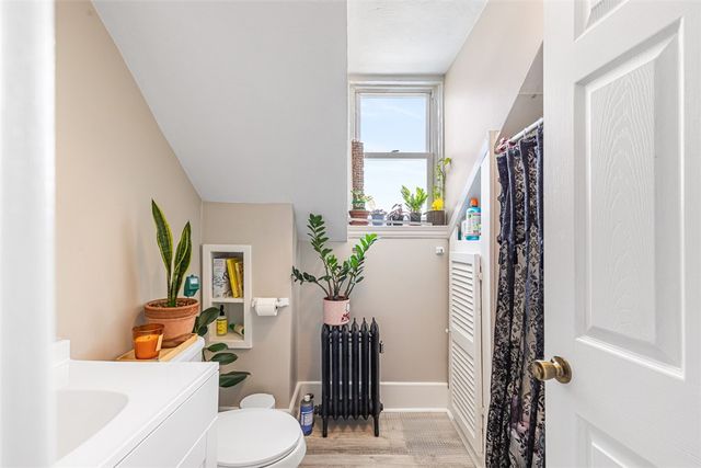 435 Broadway, East Providence, RI 02914