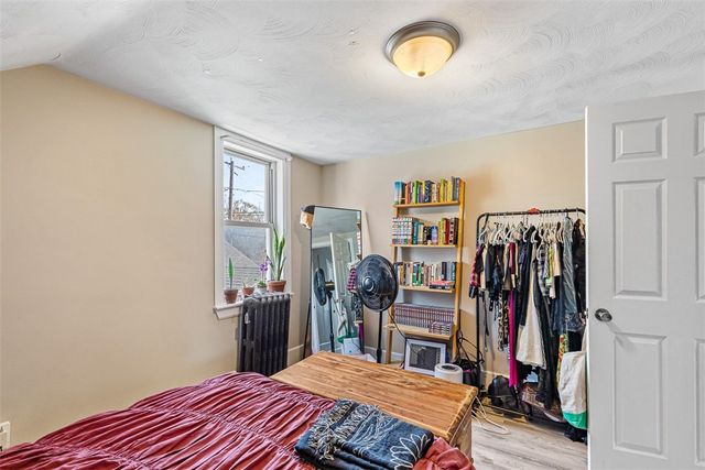 435 Broadway, East Providence, RI 02914