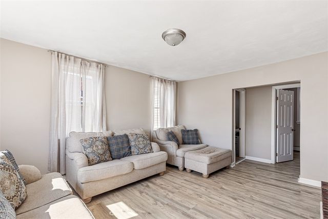 435 Broadway, East Providence, RI 02914