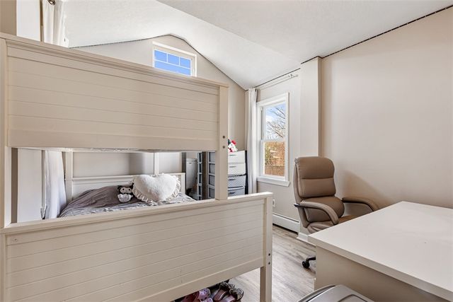 435 Broadway, East Providence, RI 02914