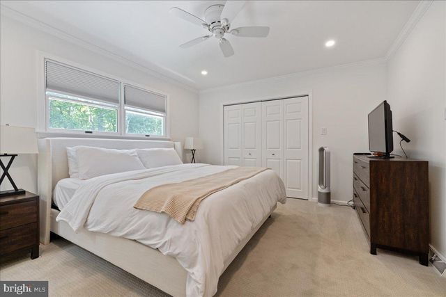 598 CONSTITUTIONAL DR, Warminster, PA 18974