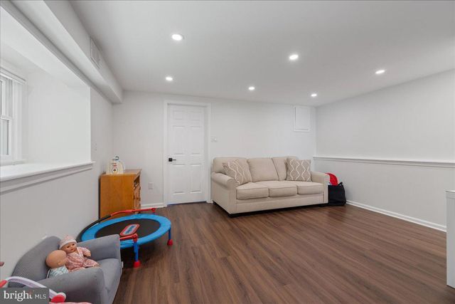 598 CONSTITUTIONAL DR, Warminster, PA 18974