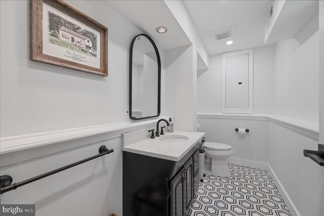 598 CONSTITUTIONAL DR, Warminster, PA 18974