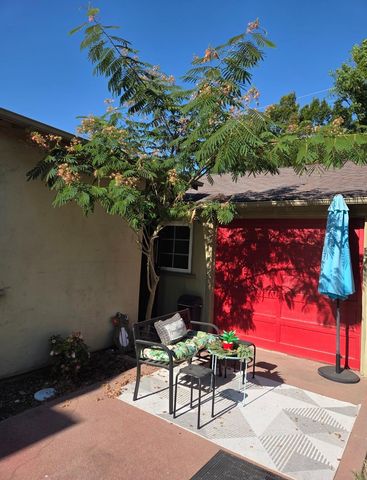 322 N Santa Ana Ave, Modesto, CA 95354