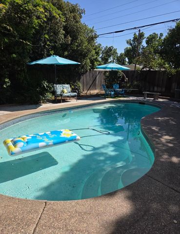 322 N Santa Ana Ave, Modesto, CA 95354