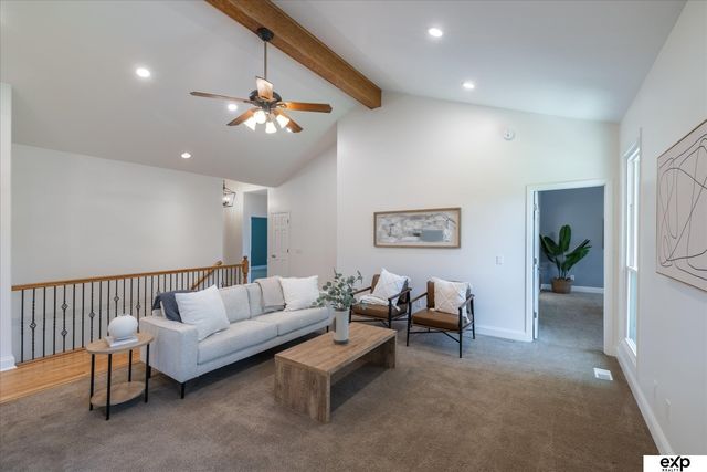230 E View Drive, Council Bluffs, IA 51503