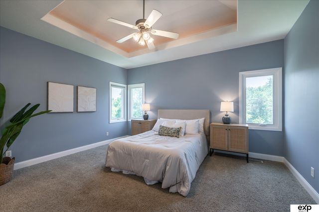 230 E View Drive, Council Bluffs, IA 51503