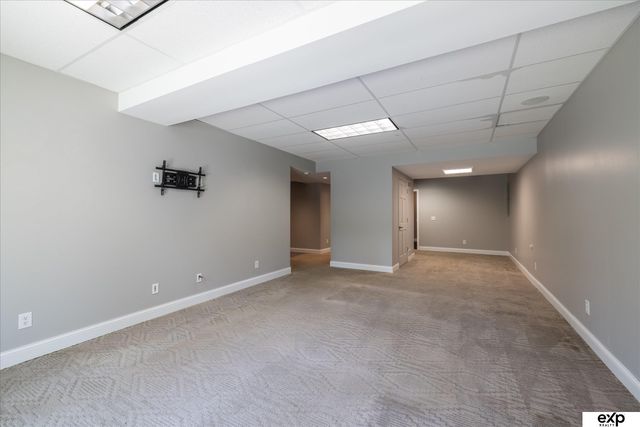 230 E View Drive, Council Bluffs, IA 51503