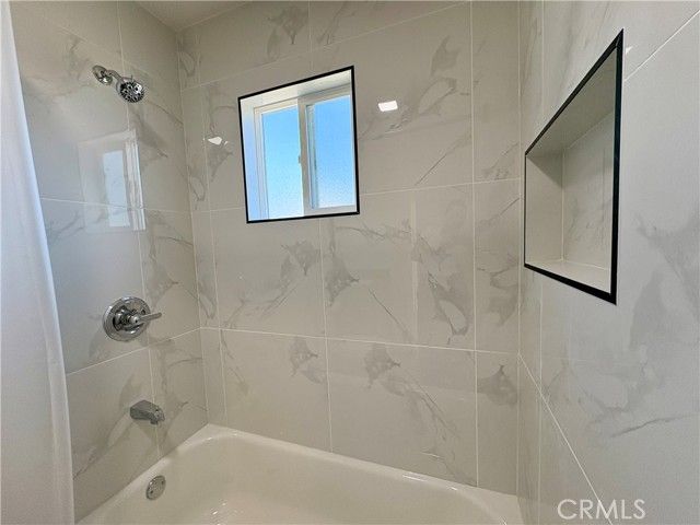 538 N Virginia Avenue, Azusa, CA 91702