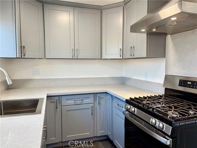 538 N Virginia Avenue, Azusa, CA 91702