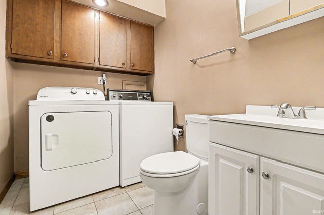 51815 Bittersweet Road, Granger, IN 46530