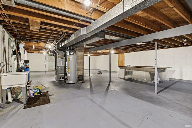 51815 Bittersweet Road, Granger, IN 46530