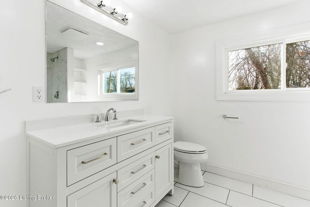 5533 Bruce Ave, Louisville, KY 40214