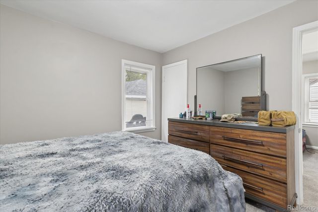 17421 Five Points Street, Redford Charter Township, MI 48240