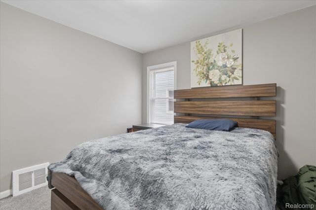 17421 Five Points Street, Redford Charter Township, MI 48240