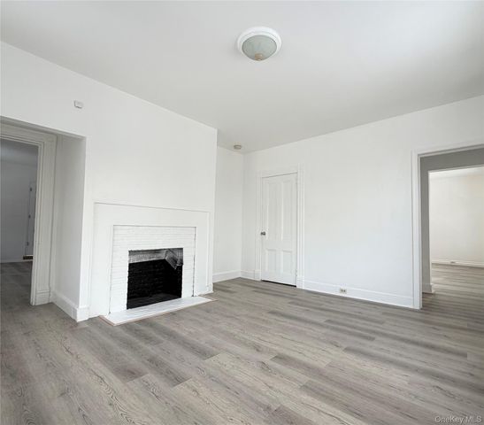 12 Victoria Lane 2, Yonkers, NY 10701