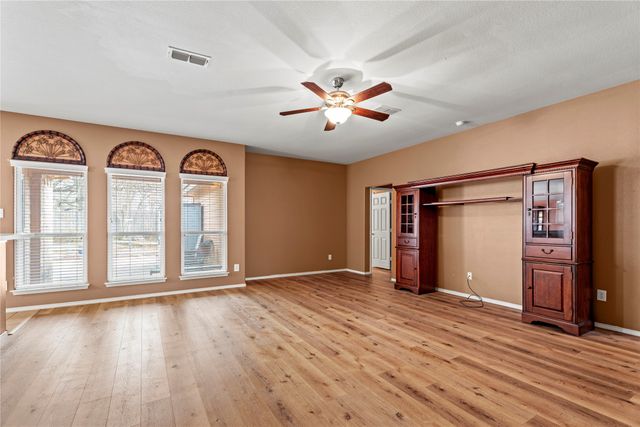 1029 Hidden Lake Drive, Burleson, TX 76028