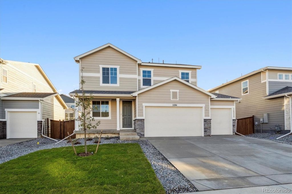 5594 Brangus Drive, Windsor, CO 80528