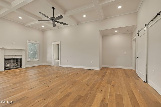 294 River Pointe Drive, Greeneville, TN 37743