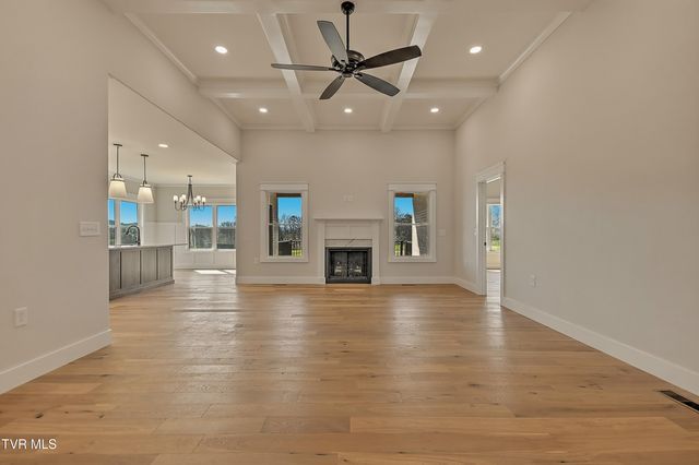 294 River Pointe Drive, Greeneville, TN 37743