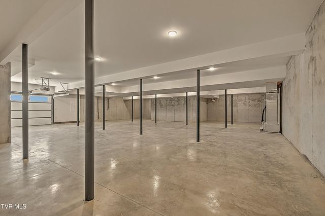 294 River Pointe Drive, Greeneville, TN 37743