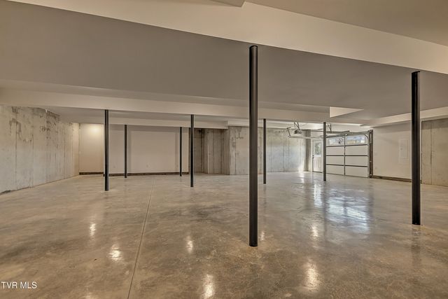 294 River Pointe Drive, Greeneville, TN 37743