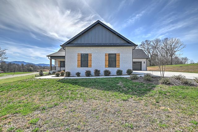 294 River Pointe Drive, Greeneville, TN 37743