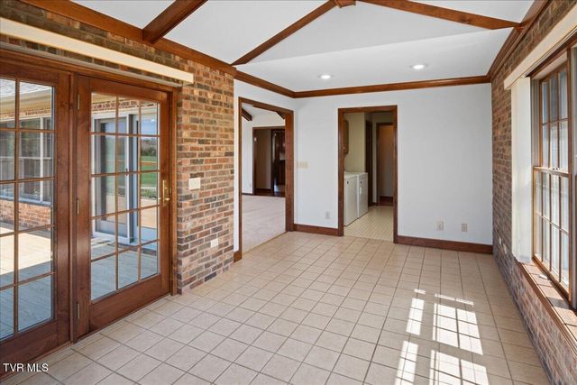 185 Appian Way, Greeneville, TN 37745