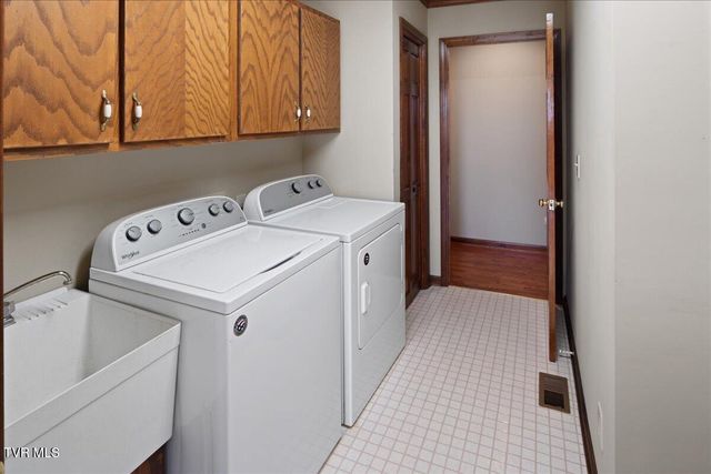 185 Appian Way, Greeneville, TN 37745