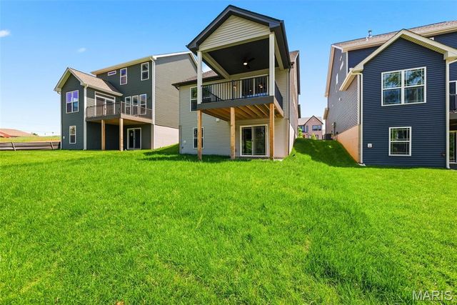 37 Pheasant Ring Drive, St Peters, MO 63376