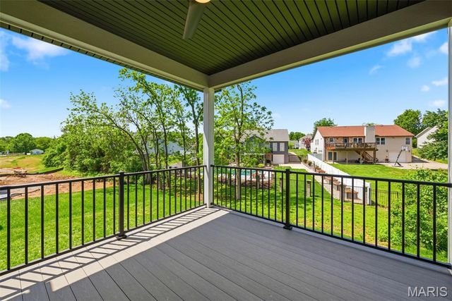 37 Pheasant Ring Drive, St Peters, MO 63376
