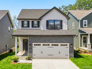37 Pheasant Ring Drive, St Peters, MO 63376