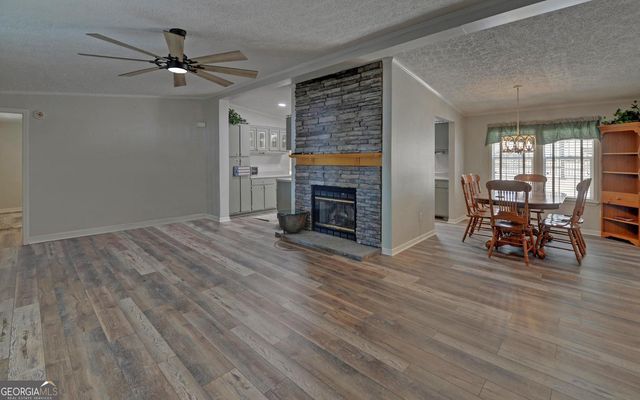 123 Ridgemore Circle, Toccoa, GA 30577
