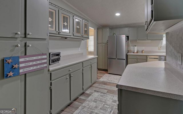 123 Ridgemore Circle, Toccoa, GA 30577