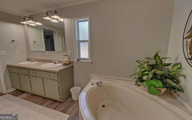 123 Ridgemore Circle, Toccoa, GA 30577