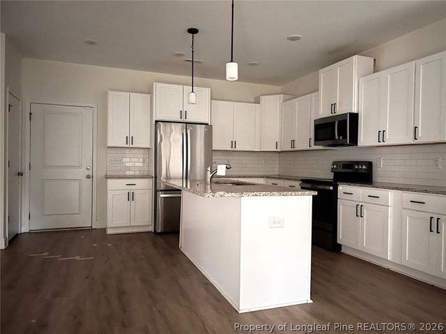 380 Leach Creek Drive, Raeford, NC 28376