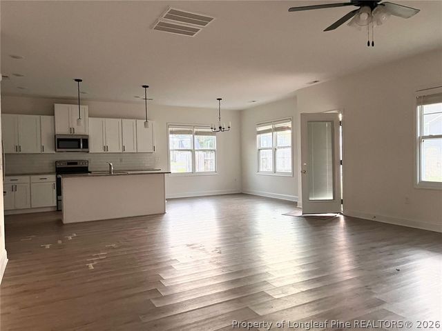 380 Leach Creek Drive, Raeford, NC 28376