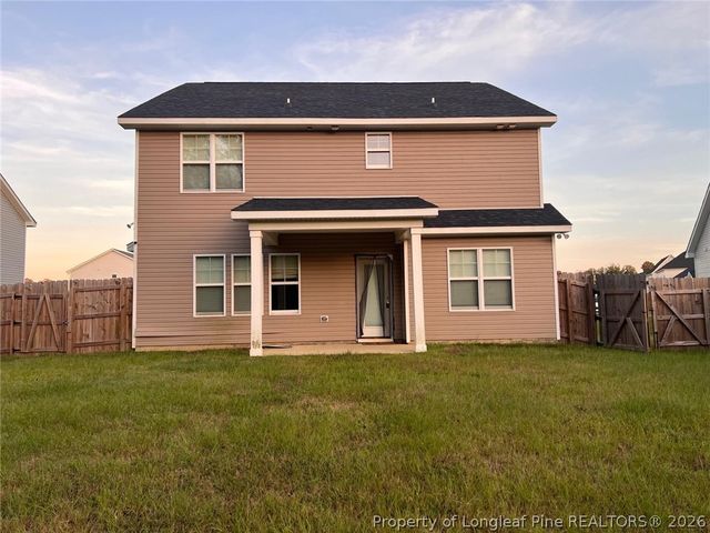 380 Leach Creek Drive, Raeford, NC 28376