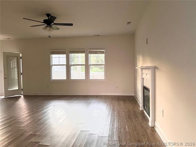 380 Leach Creek Drive, Raeford, NC 28376