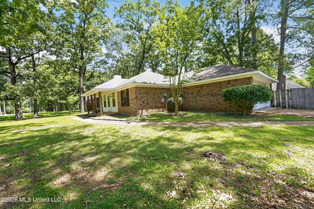 125 Brandy Run Road, Brandon, MS 39047
