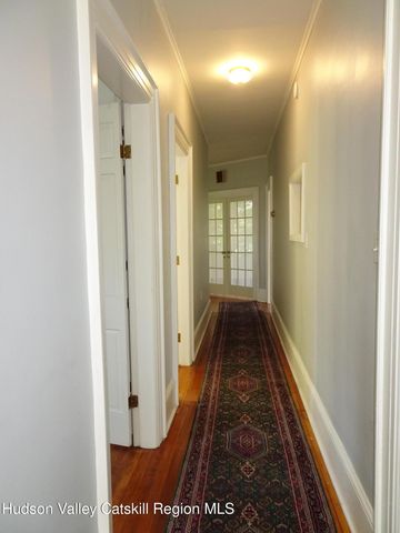 823-825 Columbia Street 3, Hudson, NY 12534