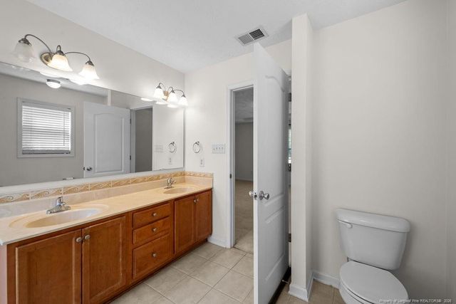 2533 Canford Lane, Fayetteville, NC 28304
